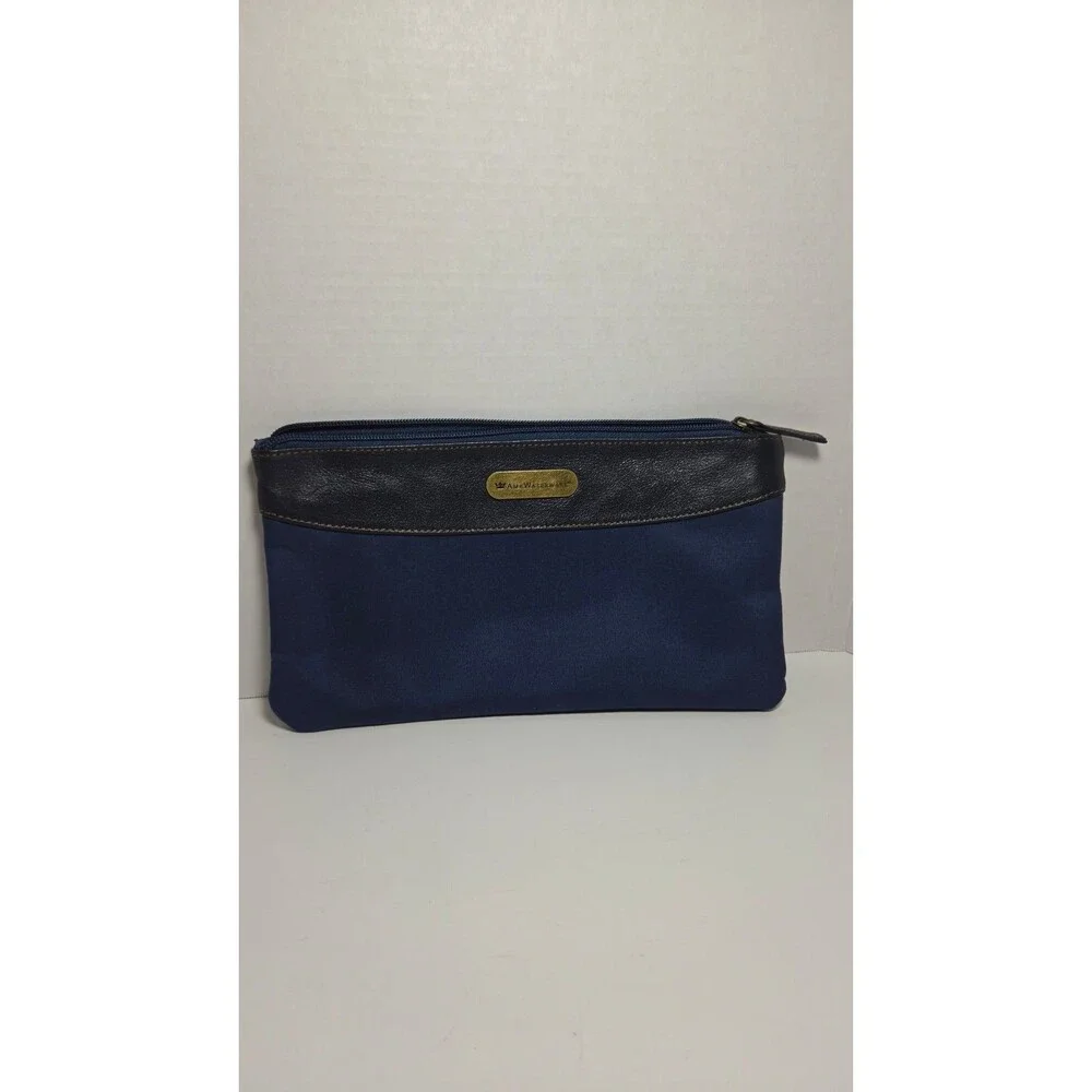 Amawaterways zipper pouch